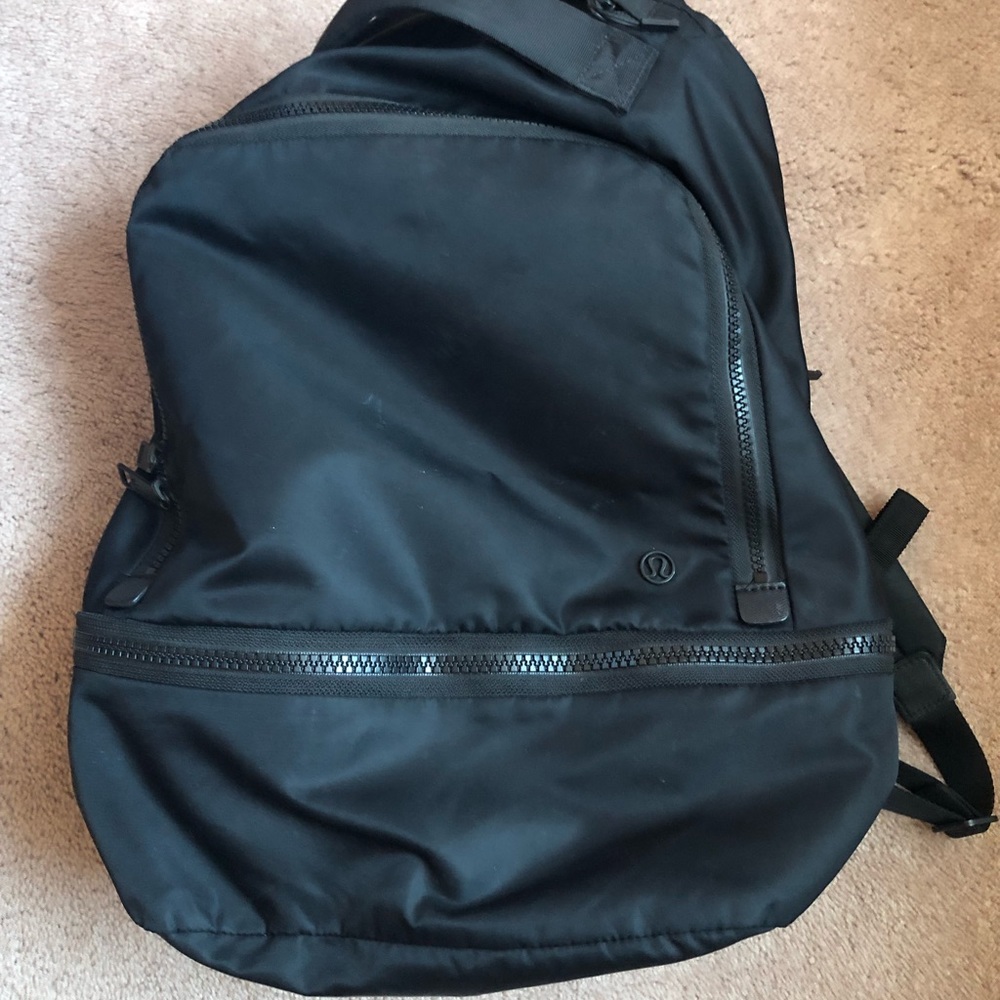 Lululemon back pack